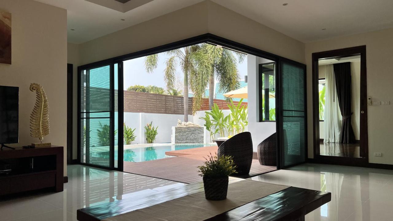 Plunge Tropic Villas 2 Naiharn Rawai Exterior photo